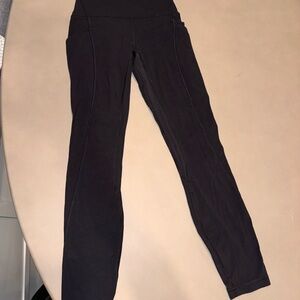 Lululemon Black High-Waisted Leggings with pockets